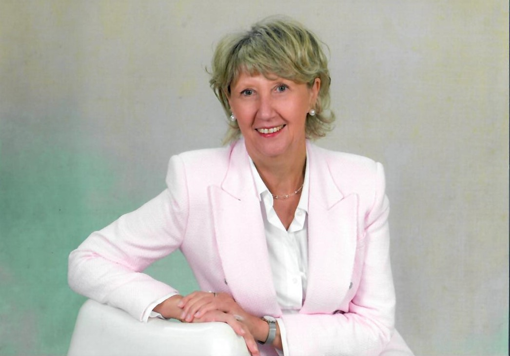 Unsere Direktorin Petra Schüler